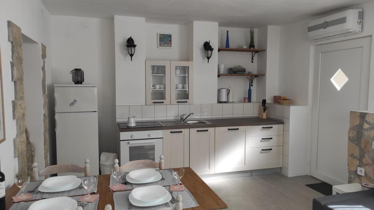 Apartment Loparina Nerezine Luaran gambar